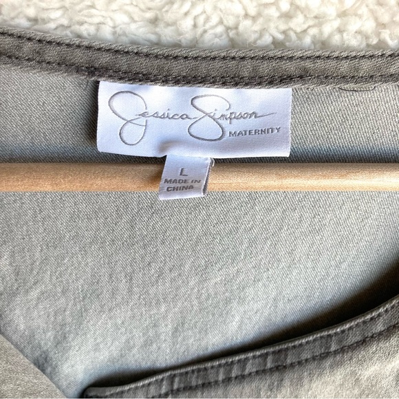 Jessica Simpson Maternity gray moto jacket, Sz L - Picture 9 of 17